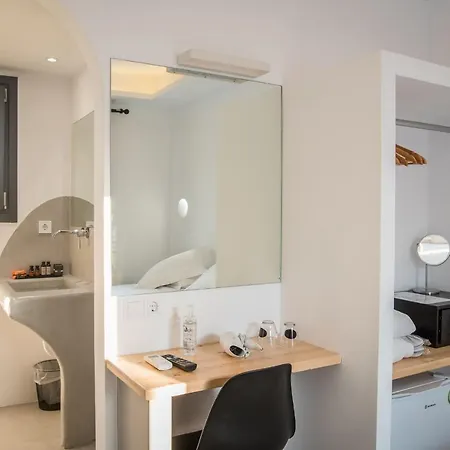 Piperaki Project Naousa (Paros)