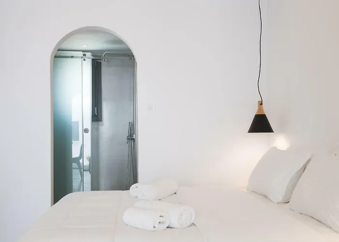 Piperaki Project Науса